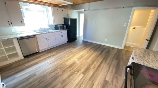 28 Fifth Street, Dover, NH 03820