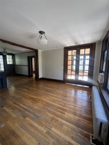 811 16th Street, Des Moines, IA 50314