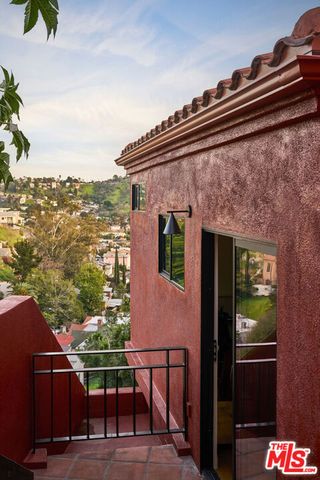 3761 Glenalbyn Drive, Los Angeles, CA 90065