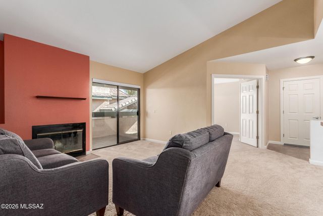 101 S Players Club Dr Apt 3202, Tucson, AZ 85745