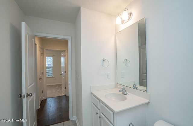 929 Brewster Court SW, Ocean Isle Beach, NC 28469