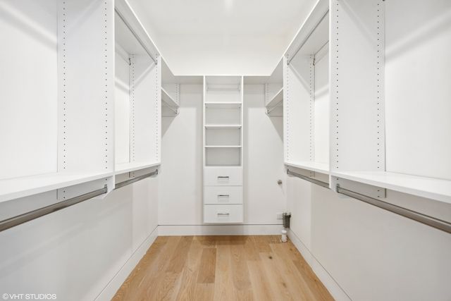 3035 N Sheffield Avenue 2, Chicago, IL 60657