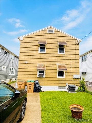93 Preston Road, Cheektowaga, NY 14215
