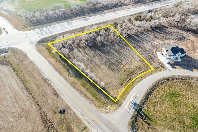 11525 Heaven Woods Cir, Wichita, KS 67215