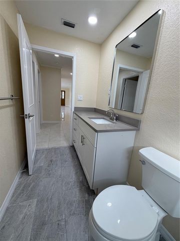 4518 24TH AVENUE S, St Petersburg, FL 33711