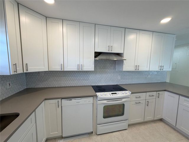 4518 24TH AVENUE S, St Petersburg, FL 33711