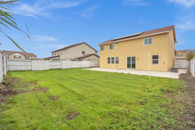 534 Mono St, Manteca, CA 95337