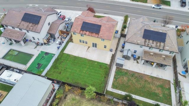 534 Mono St, Manteca, CA 95337