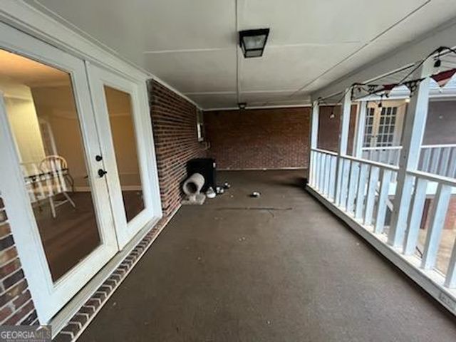 809 College Street, Carrollton, GA 30117