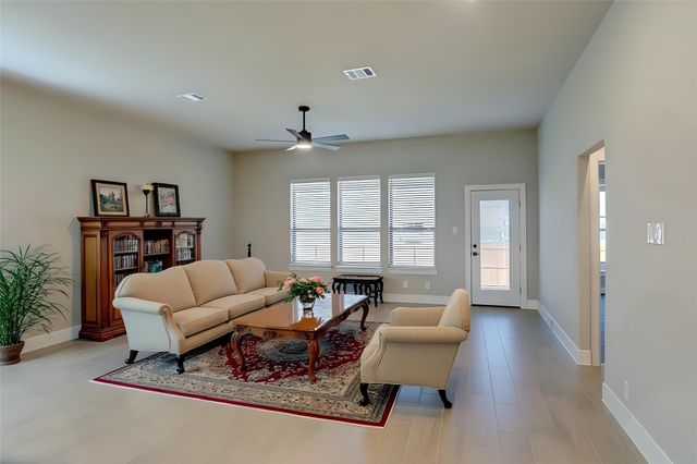 206 Pennington Road, Josephine, TX 75173