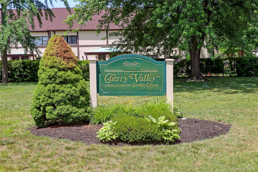129 Fifteenth Street B2, Garden City, NY 11530