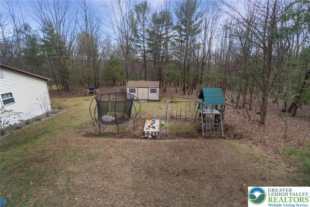 240 Horseshoe Drive, Towamensing Twp, PA 18071