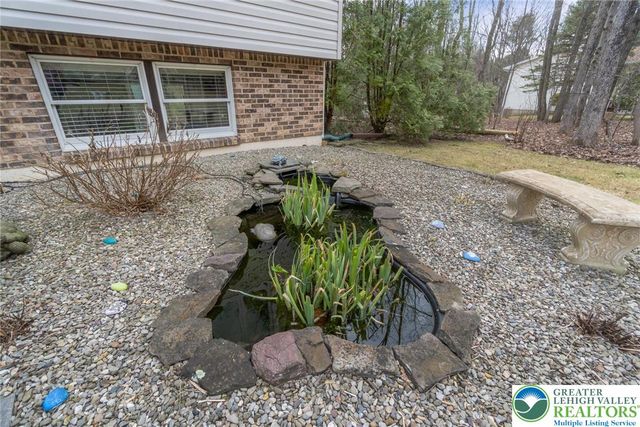 240 Horseshoe Drive, Towamensing Twp, PA 18071