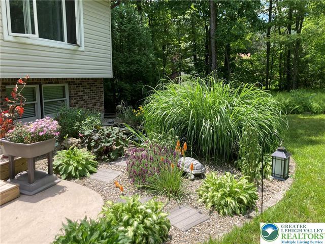 240 Horseshoe Drive, Towamensing Twp, PA 18071