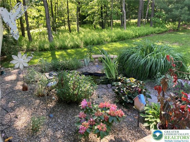 240 Horseshoe Drive, Towamensing Twp, PA 18071