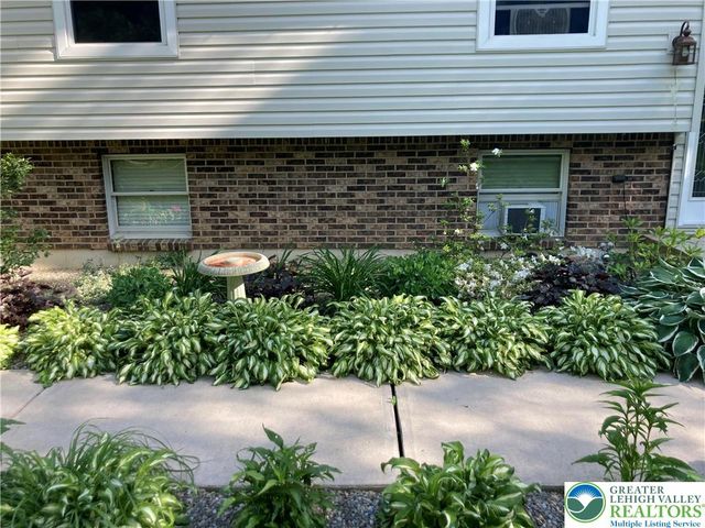 240 Horseshoe Drive, Towamensing Twp, PA 18071