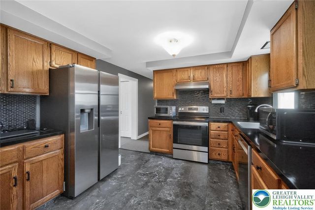 240 Horseshoe Drive, Towamensing Twp, PA 18071