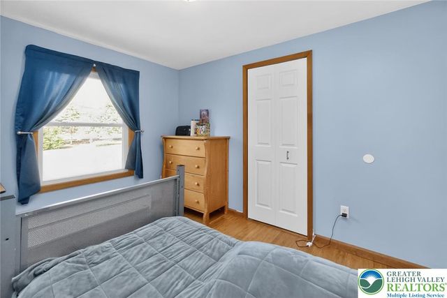 240 Horseshoe Drive, Towamensing Twp, PA 18071