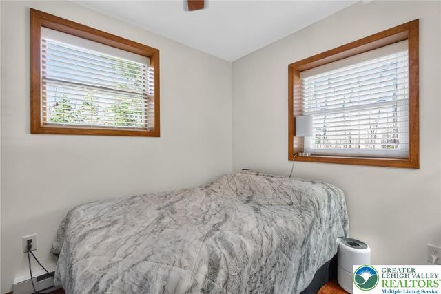 240 Horseshoe Drive, Towamensing Twp, PA 18071