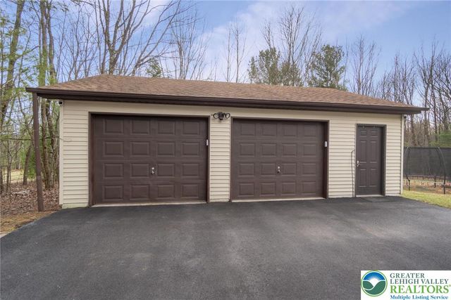240 Horseshoe Drive, Towamensing Twp, PA 18071