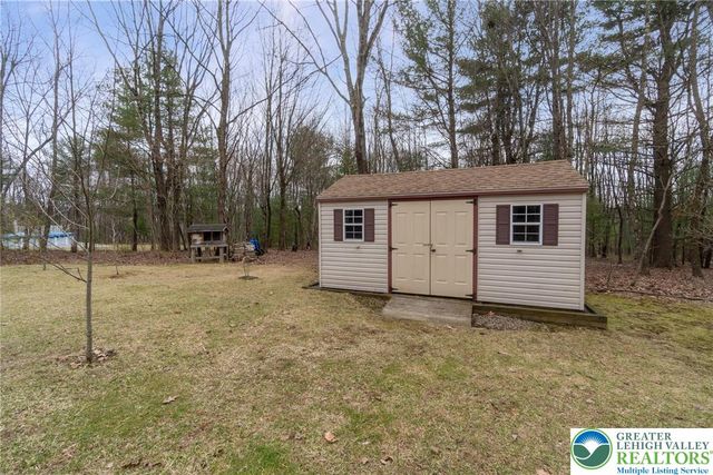 240 Horseshoe Drive, Towamensing Twp, PA 18071