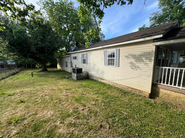 1309 Holly Avenue, South Pittsburg, TN 37380