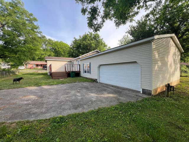 1309 Holly Avenue, South Pittsburg, TN 37380