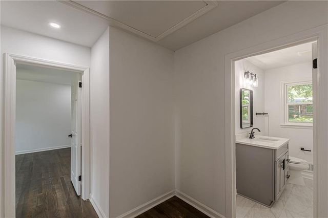 2352 Glendale Drive, Decatur, GA 30032