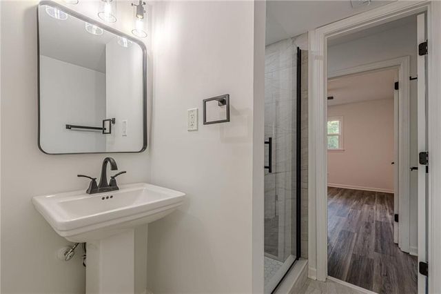 2352 Glendale Drive, Decatur, GA 30032