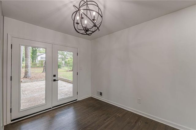 2352 Glendale Drive, Decatur, GA 30032