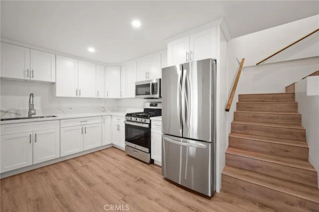8246 Woodshill Trail, Los Angeles, CA 90069