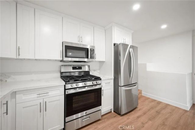 8246 Woodshill Trail, Los Angeles, CA 90069