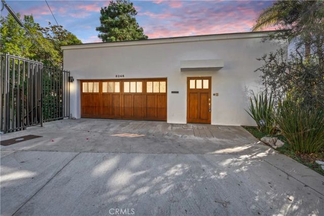8246 Woodshill Trail, Los Angeles, CA 90069