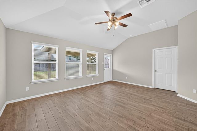 11643 Colossal Oak Drive, Houston, TX 77066