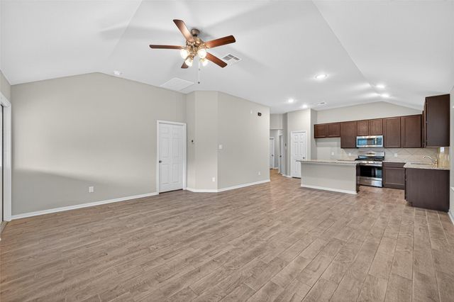 11643 Colossal Oak Drive, Houston, TX 77066