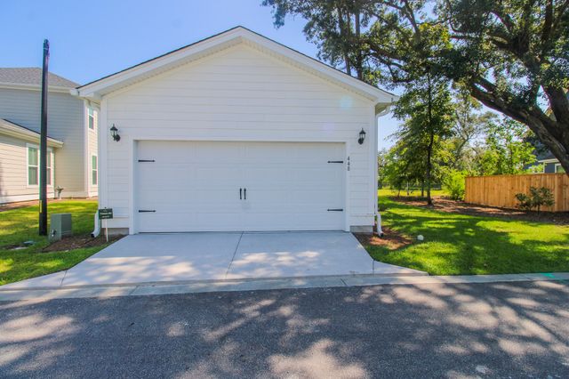 448 Bluegill Lane, Johns Island, SC 29455