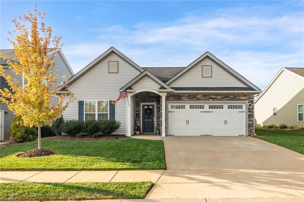 5204 Sedge Hollow Drive, Kernersville, NC 27284