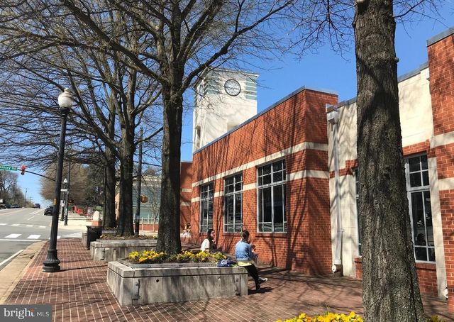 4807 WASHINGTON BLVD, Arlington, VA 22205