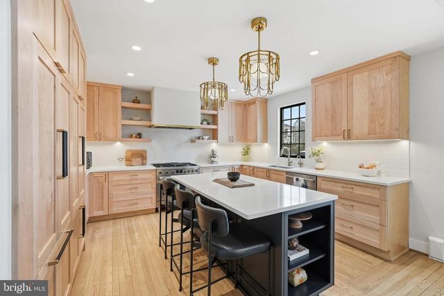 4807 WASHINGTON BLVD, Arlington, VA 22205