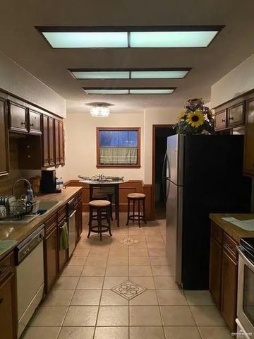 426 Toronto Avenue 28, Mcallen, TX 78503
