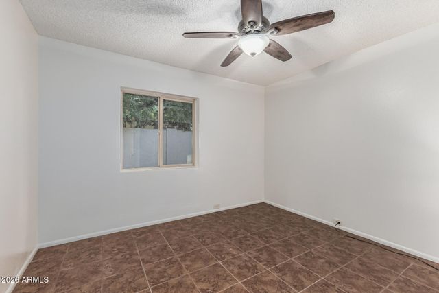 4701 E WINSTON Drive, Phoenix, AZ 85044