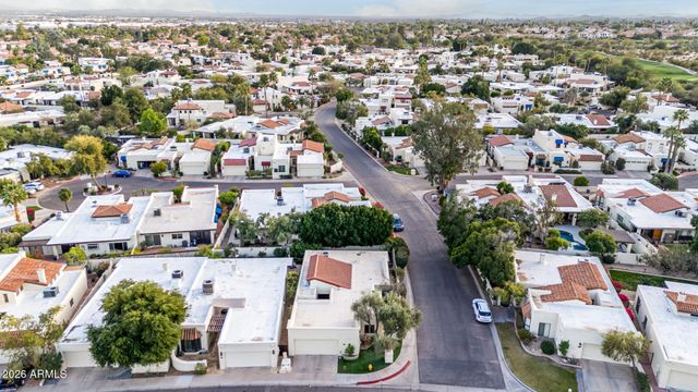 4701 E WINSTON Drive, Phoenix, AZ 85044