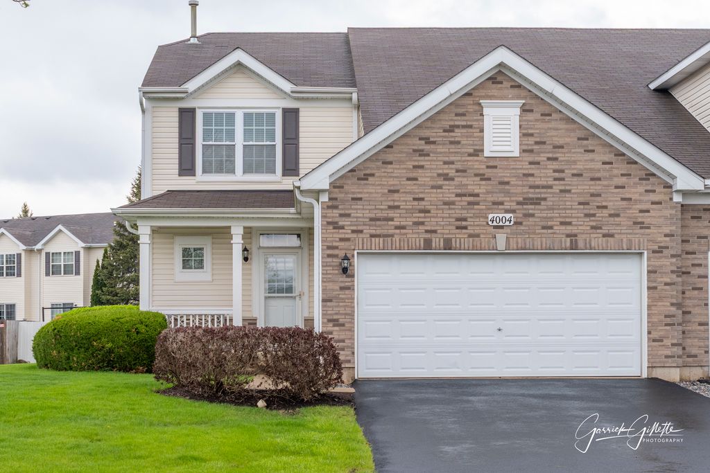 4004 Shoeger Court, Yorkville, IL 60560