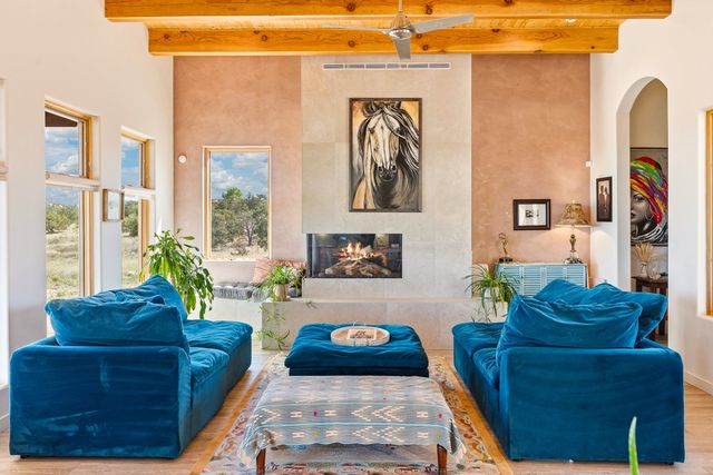 176 Principe De Paz, Santa Fe, NM 87508