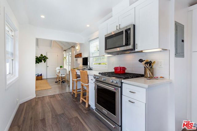 444 S ROXBURY Drive B, Beverly Hills, CA 90212