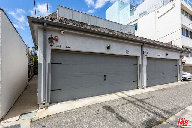 444 S ROXBURY Drive B, Beverly Hills, CA 90212