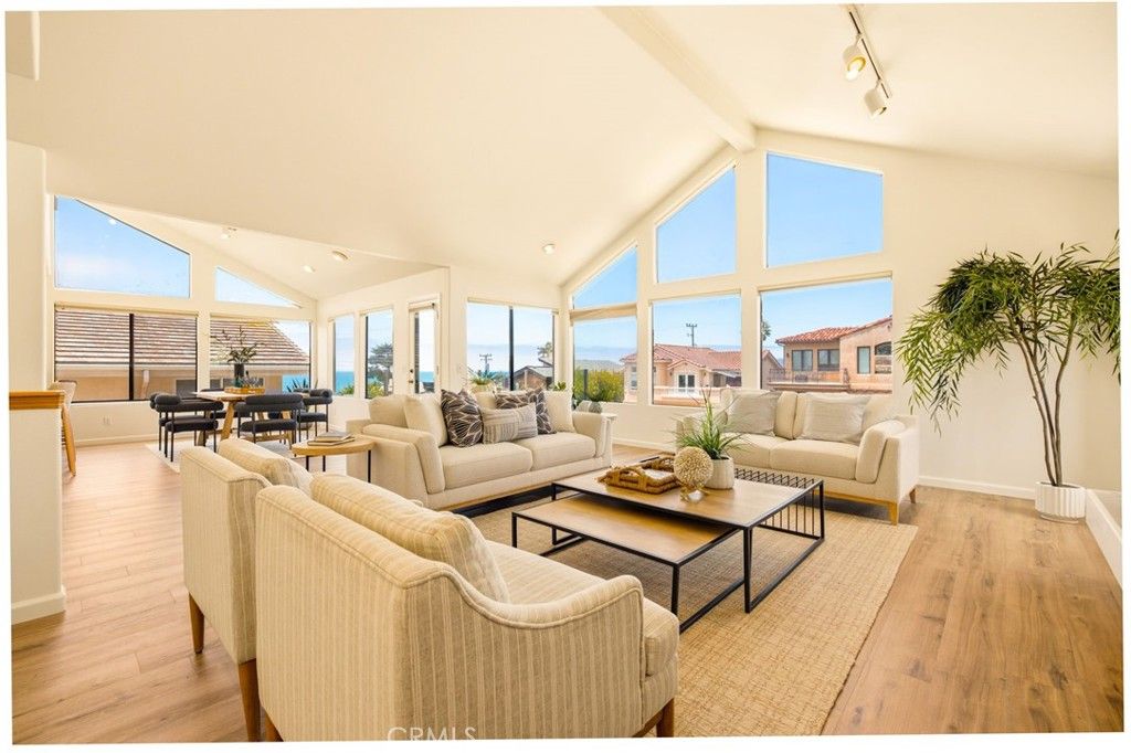 Image 16 of property listing at 251 Vista Del Mar Avenue, Pismo Beach, CA 93449
