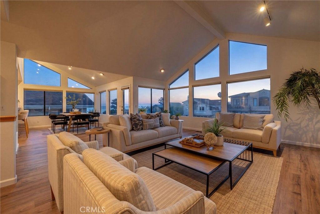 Image 7 of property listing at 251 Vista Del Mar Avenue, Pismo Beach, CA 93449