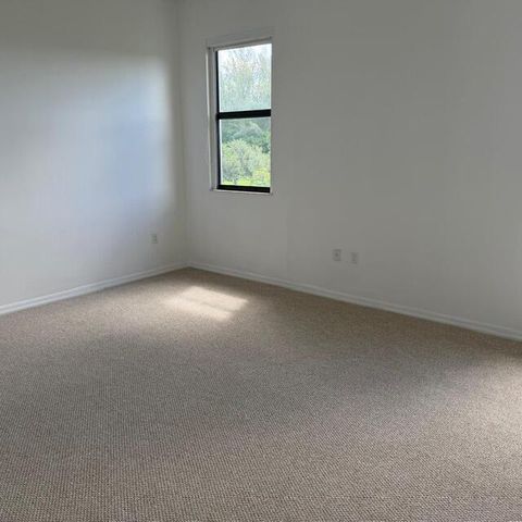 894 NE 191ST Street, Miami, FL 33179