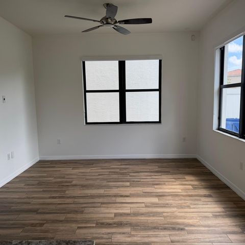 894 NE 191ST Street, Miami, FL 33179